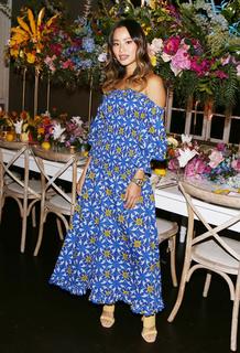 Jamie Chung feet photo thumbnail