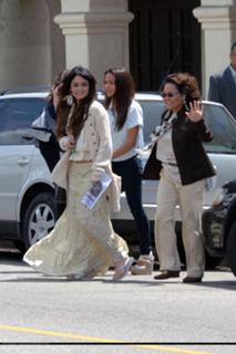 Vanessa Hudgens feet photo thumbnail