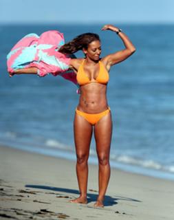 Mel B feet photo thumbnail