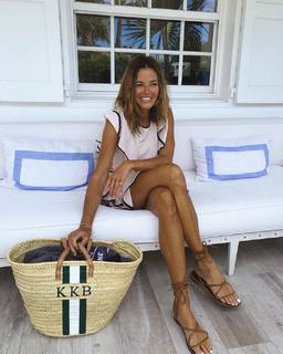 Kelly Bensimon feet photo thumbnail
