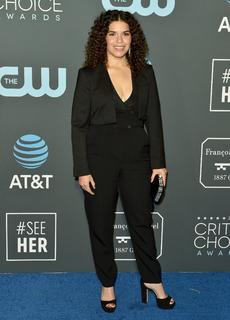 America Ferrera feet photo thumbnail