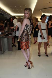 Emma Roberts feet photo thumbnail