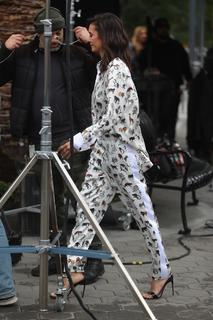 Nina Dobrev feet photo thumbnail