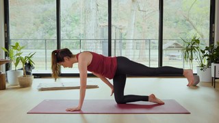 Adriene Mishler feet photo thumbnail