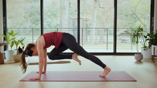 Adriene Mishler feet photo thumbnail