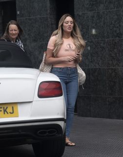 Charlotte Crosby feet photo thumbnail