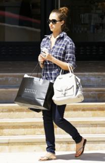 Jessica Alba feet photo thumbnail