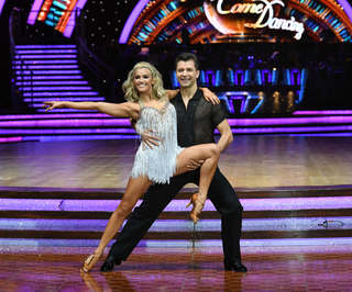 Ashley Roberts feet photo thumbnail