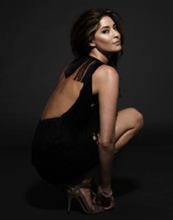 Lisa Snowdon feet photo thumbnail