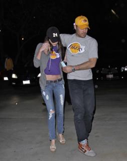 Megan Fox feet photo thumbnail