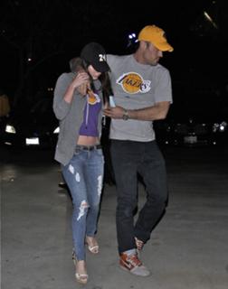 Megan Fox feet photo thumbnail