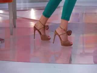 Cristina Ferreira feet photo thumbnail