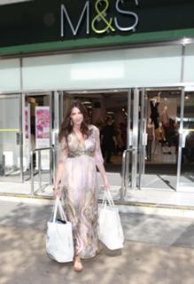 Lisa Snowdon feet photo thumbnail