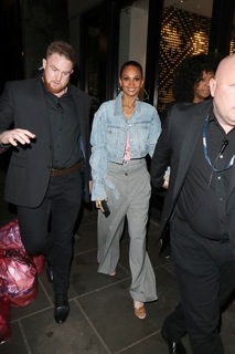 Alesha Dixon feet photo thumbnail
