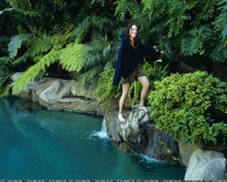 Nikki Reed feet photo thumbnail