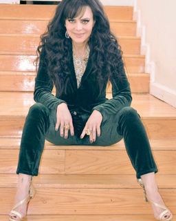 Maribel Guardia feet photo thumbnail
