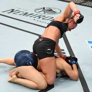 Paige VanZant feet photo thumbnail