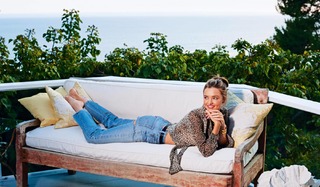 Miranda Kerr feet photo thumbnail