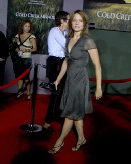 Jodie Foster feet photo thumbnail