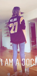 Grace Helbig feet photo thumbnail