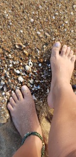 Lívia Andrade feet photo thumbnail
