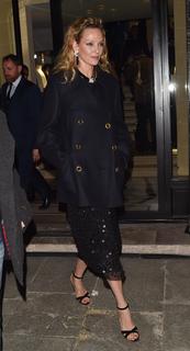 Uma Thurman feet photo thumbnail