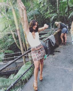 Frankie Bridge feet photo thumbnail