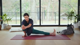 Adriene Mishler feet photo thumbnail