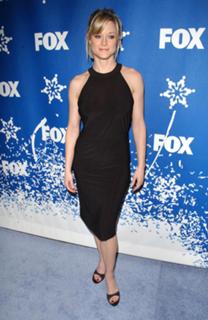 Teri Polo feet photo 3