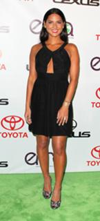 Olivia Munn feet photo thumbnail