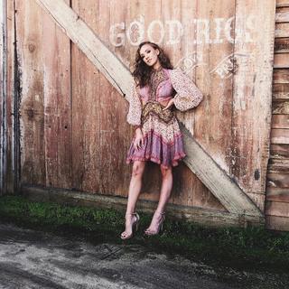 Nastia Liukin feet photo thumbnail
