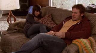 Aubrey Plaza feet photo thumbnail