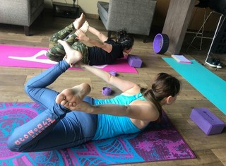 Yoseline Hoffman feet photo thumbnail