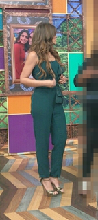Vanessa Claudio feet photo thumbnail