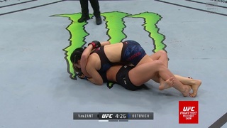 Paige VanZant feet photo thumbnail