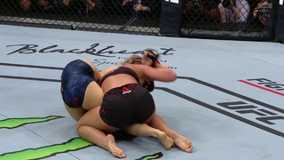Paige VanZant feet photo thumbnail
