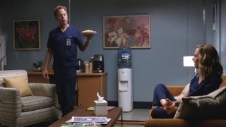 Kim Raver feet photo thumbnail