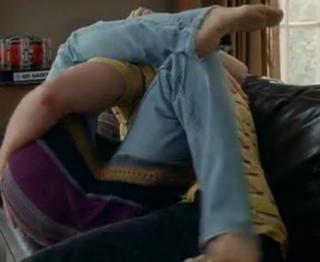 Leslie Mann feet photo thumbnail