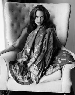 Angelina Jolie feet photo thumbnail