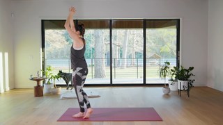 Adriene Mishler feet photo thumbnail
