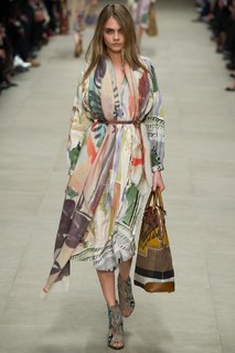 Cara Delevingne feet photo thumbnail