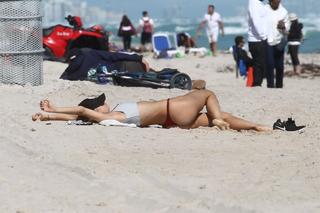 Kimberley Garner feet photo thumbnail