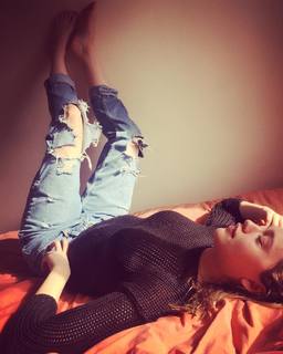 Aimee Lou Wood feet photo 1