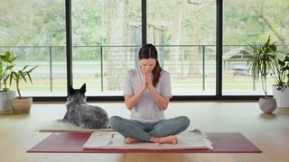 Adriene Mishler feet photo thumbnail