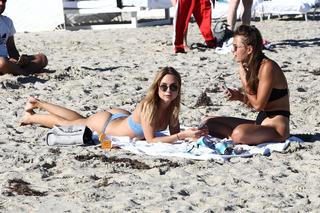 Kimberley Garner feet photo thumbnail