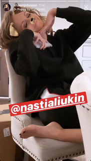 Nastia Liukin feet photo thumbnail