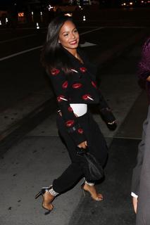 Christina Milian feet photo thumbnail