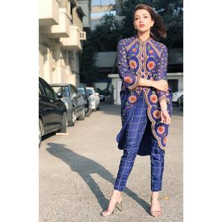 Kajal Aggarwal feet photo thumbnail