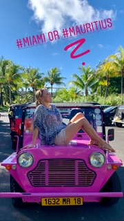 Nova Meierhenrich feet photo thumbnail