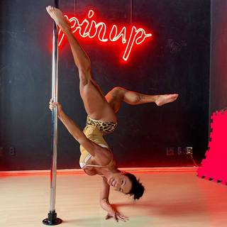 Gracyanne Barbosa feet photo thumbnail
